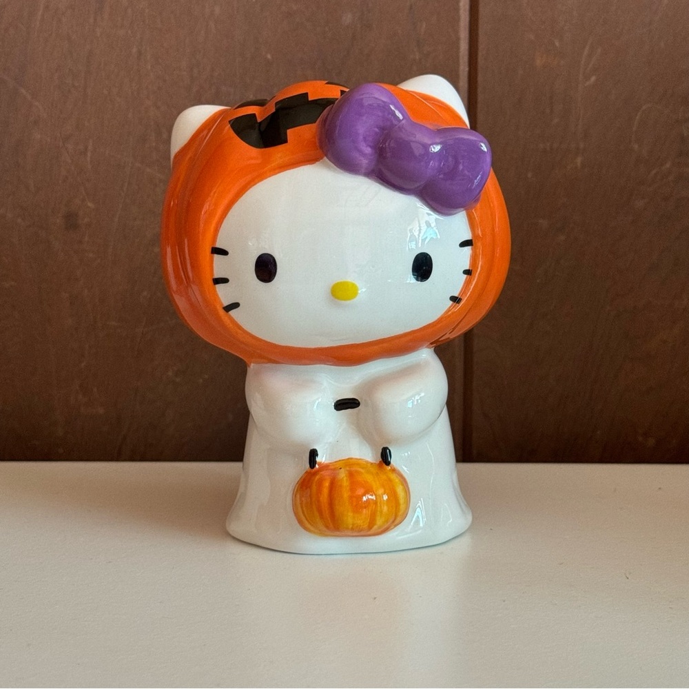 Hello Kitty Ghost Ceramic